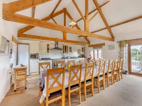 Cottage with terrace, pool & garden - Image 4