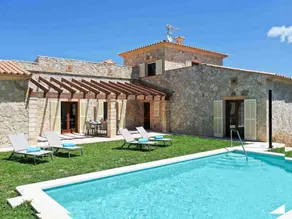 Cottage avec piscine privée, jardin et terrasse - Image 4