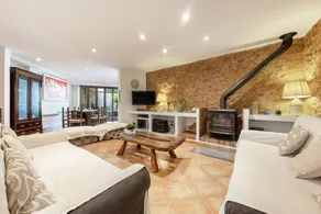 Fully equipped house with terrace, garden & private pool | Garden view | Perfect for remote work | Pets are welcome - Image 5