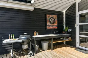 House with pool, jacuzzi & barbeque - Image 2