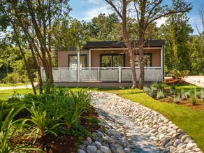 Casa vacacional con jardín, terraza y piscina - Image 4