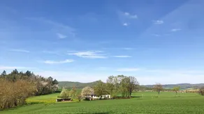 Appartamento con terrazza, giardino e idromassaggio | Vista sul giardino - Image 2