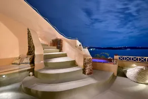 Beautiful Santorini Villa Avax Villa 3 Bedrooms Astounding Sea Views - Image 3