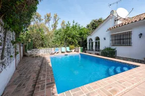 Fully equipped beautiful villa with barbecue, terrace & garden | Mountain view | Next to the beach | Dogs allowed - Image 2