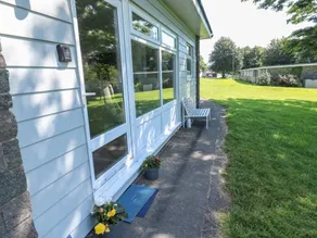 Family-oriented cottage with garden | Pets are welcome - Image 3