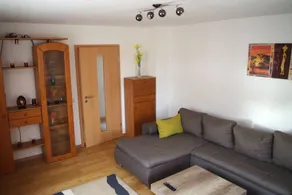 Apartment with terrace - Image 3