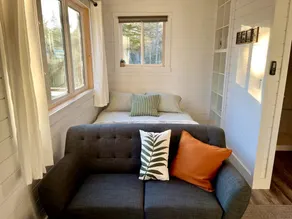 Nova Scotia Pet-Friendly Glamping Cabin near Halifax, for Cozy Weekends in Nature - Image 2