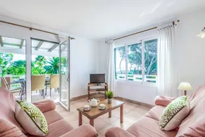 Fully equipped villa with garden, private pool & terrace | Beach nearby - Image 2