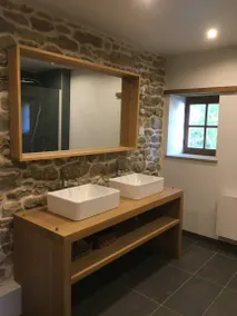 Holiday home with barbeque, terrace & garden | Mountain view | Suitable for remote work - Image 5