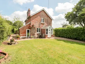Cottage avec jardin - Image 4