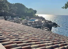 Apartment with terrace & garden | Beach view - Image 4