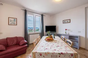Merveilleux appartement de vacances avec terrasse, barbecue et jacuzzi | Vue ville | Avec animaux admis - Image 4