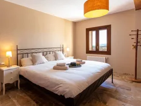 Holiday home with terrace, garden & private pool | Mountain view - Image 4