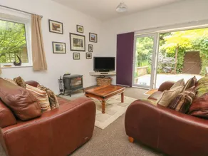 Familienorientiertes wunderschönes Landhaus mit Whirlpool und Garten | Haustiere erlaubt - Image 4