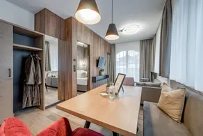 Apartment with sauna & terrace - Image 3