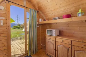 Chalet avec terrasse et jardin | Vue montagne - Image 2