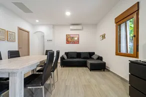 Charmante maison de campagne adaptée aux familles avec terrasse, internet haut débit et piscine privée | Vue montagne | Avec animaux acceptés - Image 5