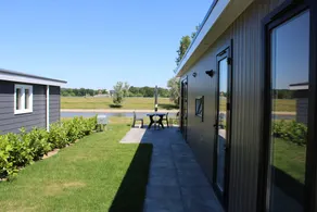 Holiday home with garden, terrace & pool - Image 5