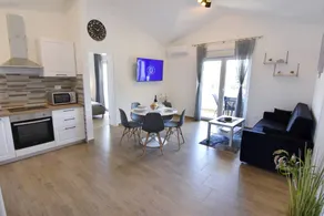 Two bedroom apartment with a swimming pool Čepljani, Umag (A-23565-b) - Image 3
