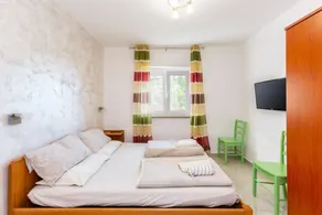 Wohnung mit Garten und Grill - Image 3