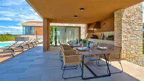 Fully equipped villa with barbecue, terrace & private pool | Pet-friendly - Image 4