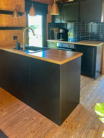 Beach house in charming Hou - Image 4