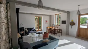Family-oriented house with terrace, garden & heated pool | Garden view - Image 3