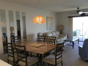 Agréable appartement avec piscine | Vue lac - Image 3