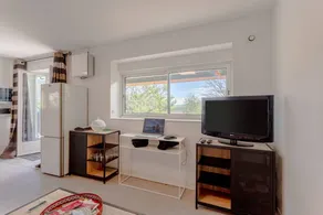 Cottage with barbecue, terrace & garden | Mountain view | Good for workation | Pet-friendly - Image 4
