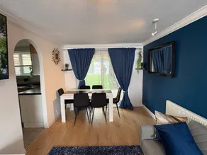 Child-friendly holiday home with garden - Image 3