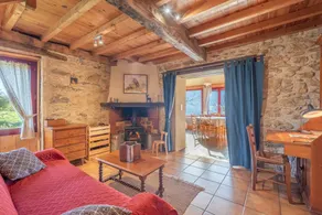 Family-friendly house with barbeque, terrace & garden | Mountain view | Suitable for remote work | Pet-friendly - Image 5