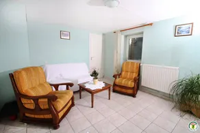 Gîte avec jardin et terrasse - Image 4