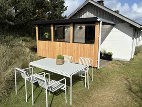 Cosy holiday home 260 metres from Tranum Beach - Image 2