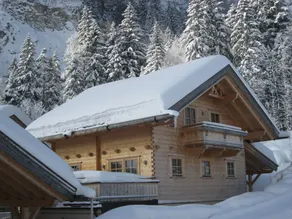 Holiday home with terrace | Mountain view - Image 3