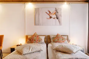 Holiday apartment with garden & terrace | Garden view - Image 3
