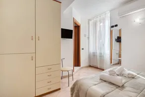 Private room - Image 3