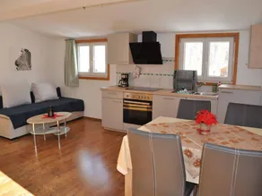 Flat with garden | Mountain view - Image 3
