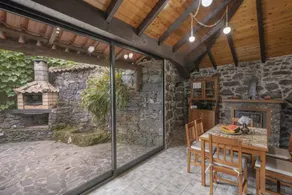 Cottage convivial et familial avec terrasse et barbecue | Vue montagne | Parfait pour le travail à distance - Image 3