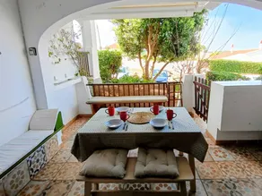 Ferienwohnung mit Garten, Pool und Terrasse | Gartenblick | Neben dem Strand - Image 5