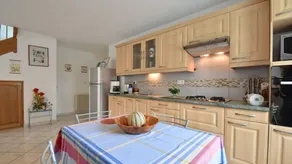 Holiday home with barbeque, terrace & garden - Image 4