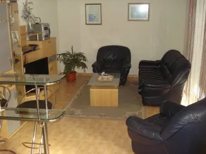 Beautiful holiday apartment with garden, barbecue & fast internet | Sea view | Next to the beach - Image 4