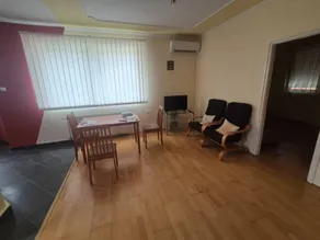 Mathias 2 – Spacious and Comfortable Apartment in Kecskemét - Image 3