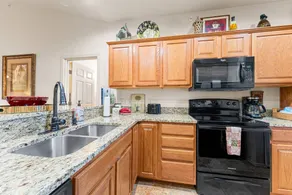 SB1091-6 -Ozark Comfort Condo - Image 3