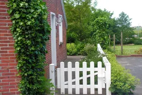 House with terrace & garden - Image 3