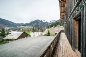 Child-friendly spacious flat with terrace & garden | Mountain view | Close to the ski - Image 2