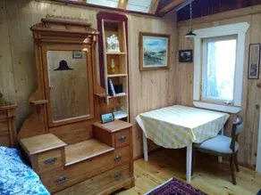 Charming Nova Scotia Cabin for Outdoor Adventure near Victoria Beach, Canada - Image 3