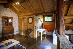 Cosy Holiday Home "La Pita" with Mountain View, Balcony, Fireplace and Wi-Fi - Image 5