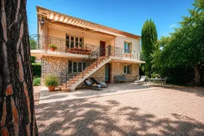 Fully equipped villa with garden, pool & terrace | Garden view | Perfect for remote work - Image 2