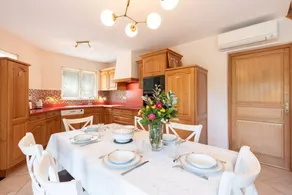 Holiday Home 'Maison Zen dans les Pyrénées' with Private Terrace and Wi-Fi - Image 2
