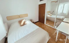 Chambre privée avec terrasse - Image 2